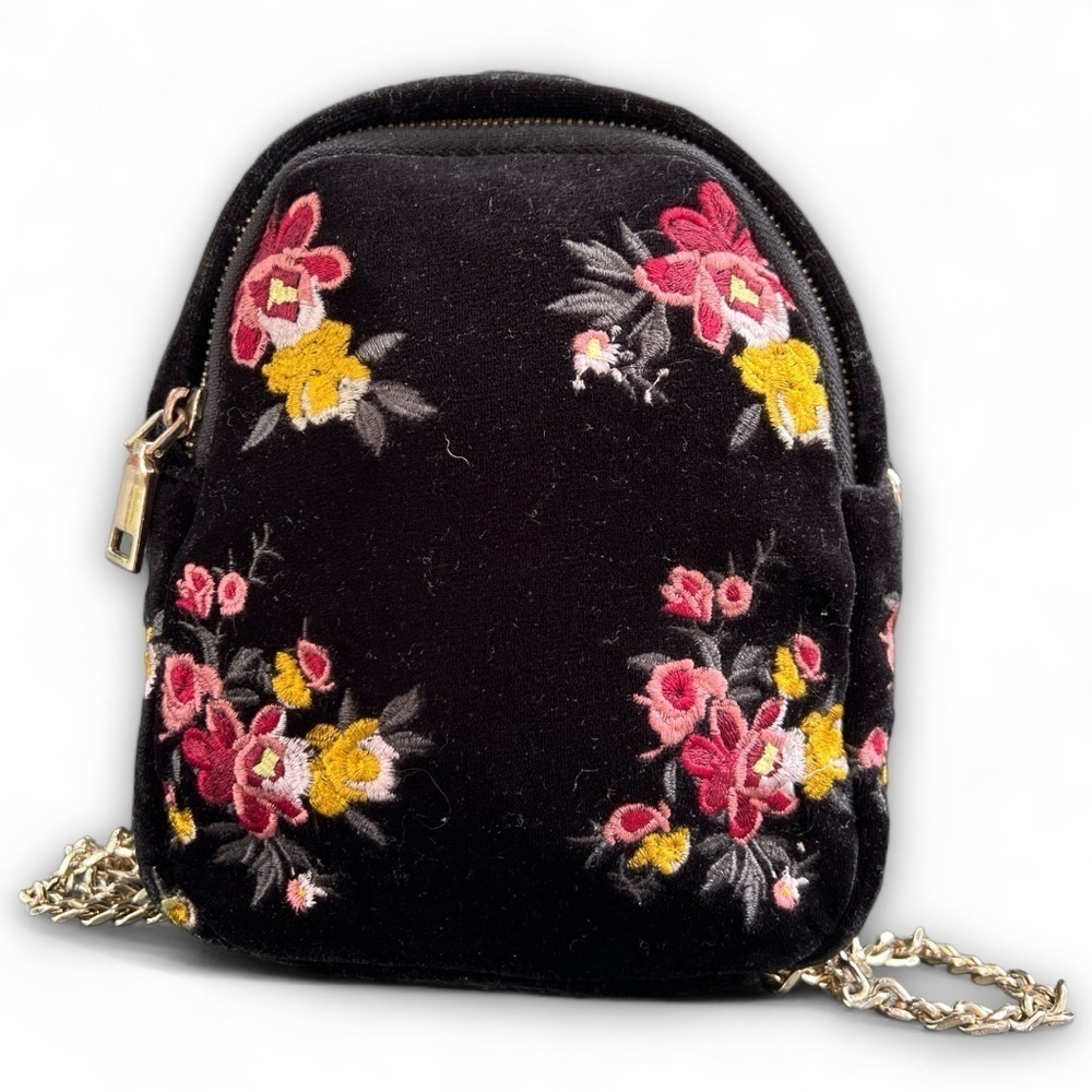 ZARA Embroidered Floral SS Black Velvet Mini Backpack Bag With Gold Accent Chain